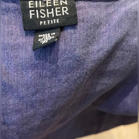 Beautiful EILEEN FISHER linen pants and top.  Soft blue color for a classic look - Picture 5 of 6